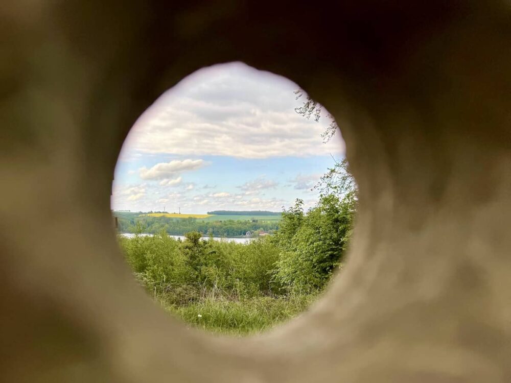 Einer der Aussichtspunkte beim Wandern zum Möhnesee-Turm