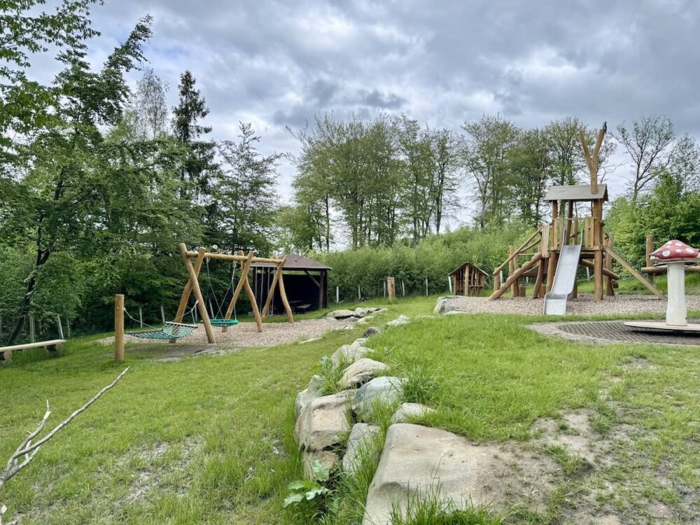 Spielplatz am Möhnesee-Turm im Sauerland