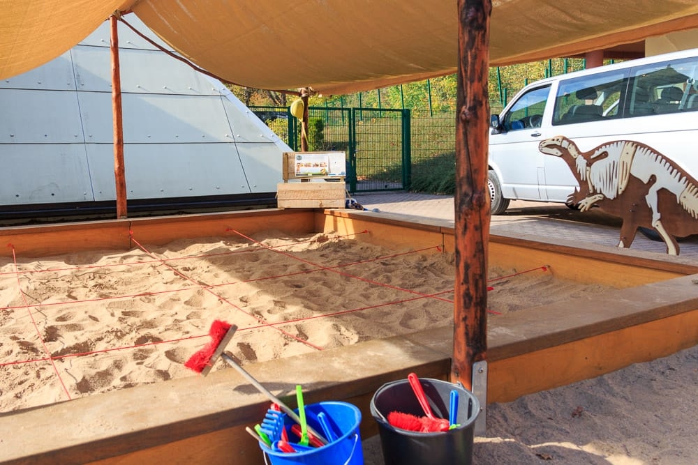 Sandkiste für Kinder am Galileo Park im Sauerland