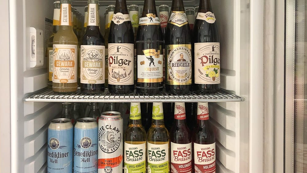 Bierflaschen in einem Kühlschrank aber wie kann man Bier lagern