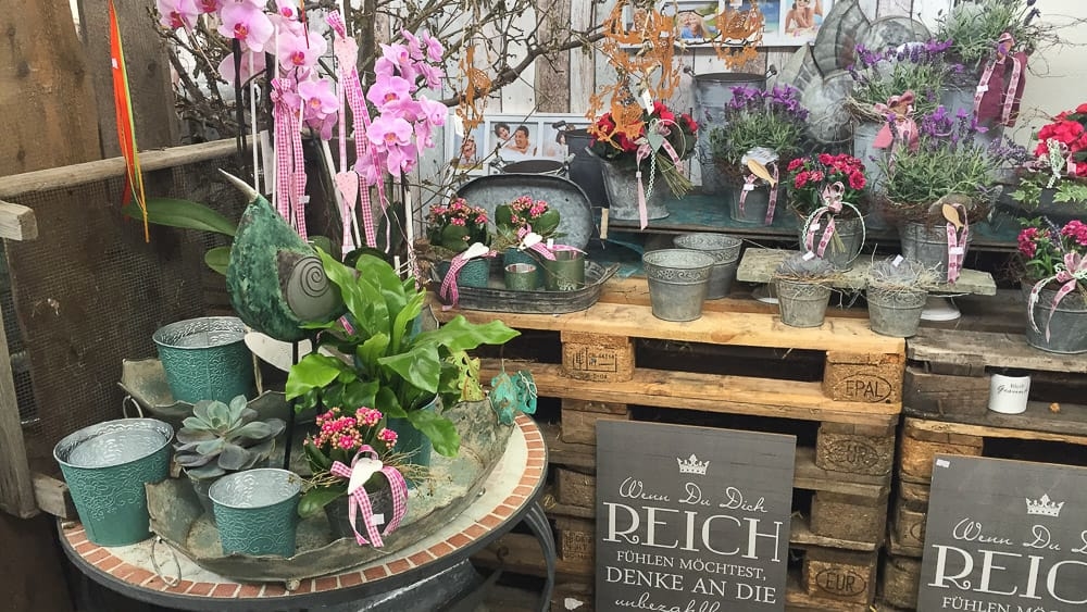 Blumen und Geschenkideen bei Floristik Loewe in Arnsberg Oeventrop