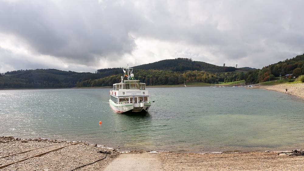 Hennesee Schifffahrt im Camping-Urlaub