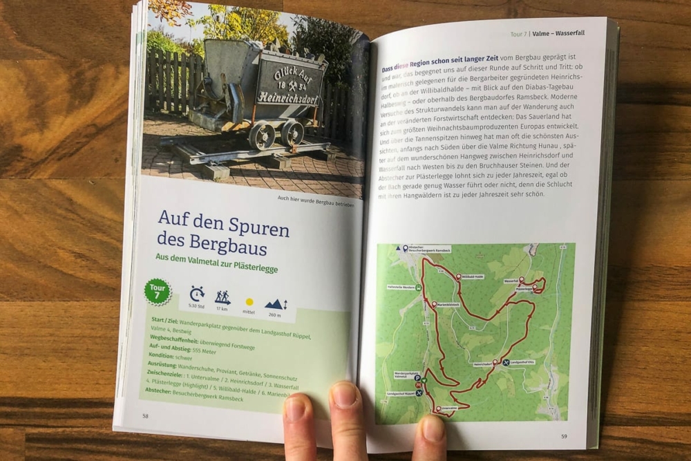 Blick in den Wanderführer Sauerland II