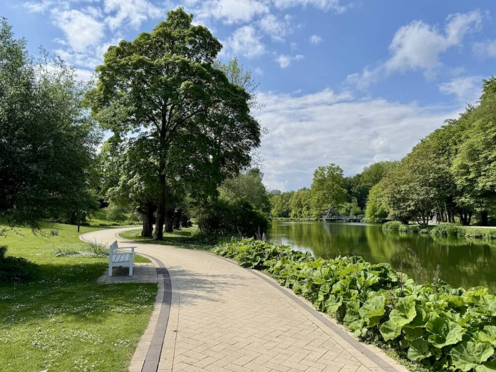Schöner Kurpark in Bad Sassendorf ein Ausflugsziel nahe dem Sauerland