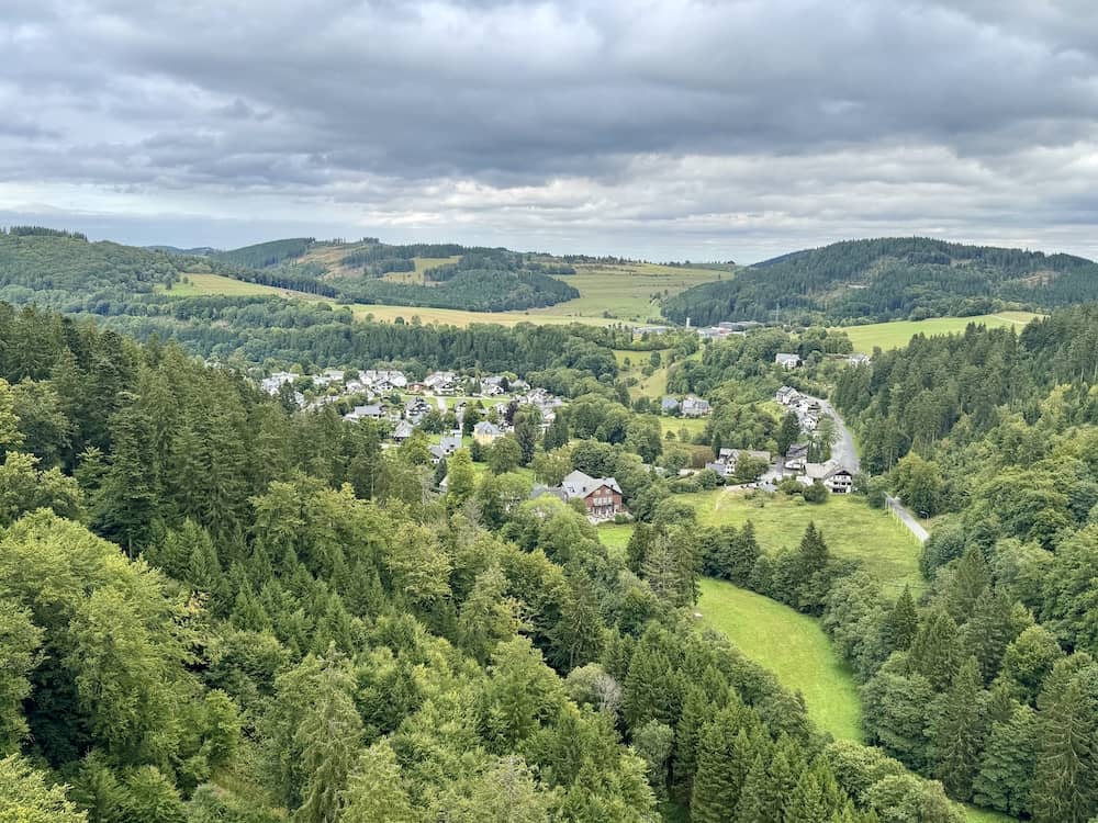 Tolle Aussicht vom Skywalk Willingen